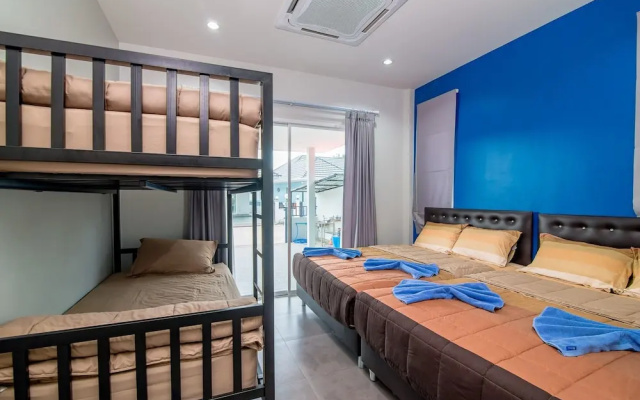 Deep Blue Poolvilla Huahin