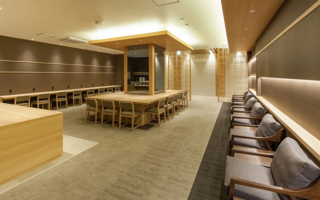 Y's Cabin Yokohama Kannai
