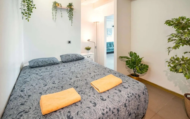 Antwerp Central Apartment for 7