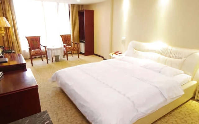 Lan Bo Hotel