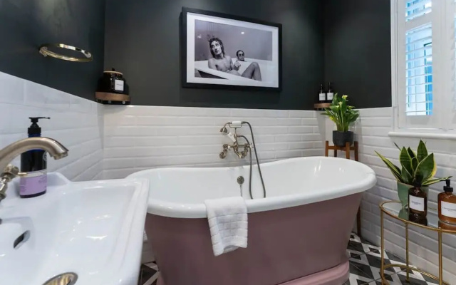 Host Stay Stanford Opulence