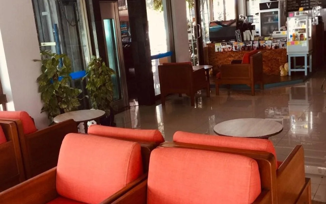 Win Hotel