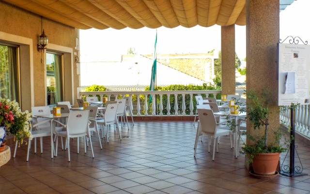 Hotel Poniente