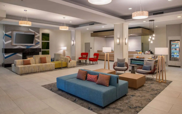 Hilton Garden Inn Tacoma Downtown