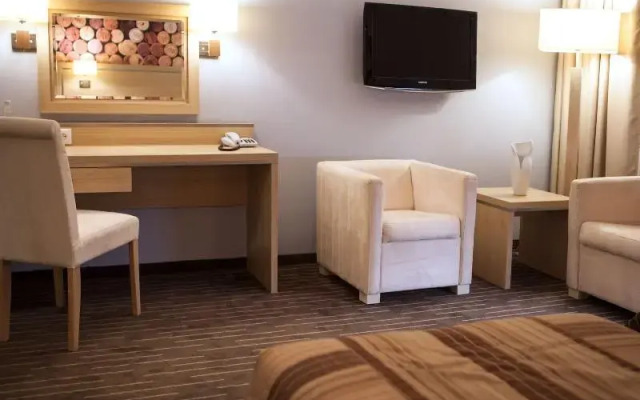 Grape Town Hotel