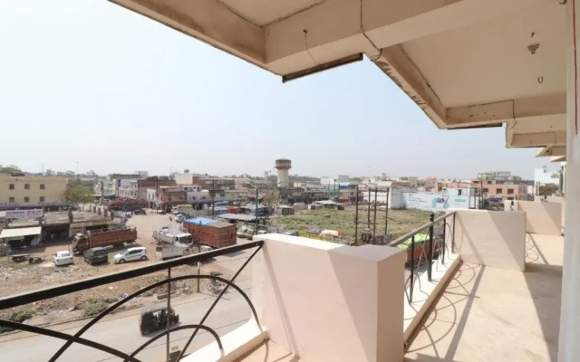 Hotel Royal Orchid by OYO Rooms