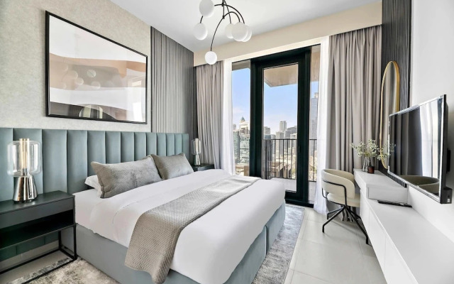 Silkhaus Premium Tower in Downtown Gym Pool