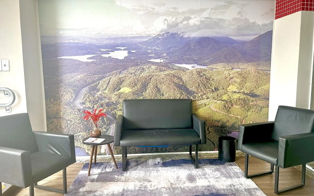 Mahle Hotel - BR 116, km 48