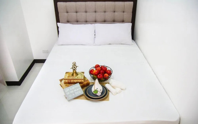 V and G Suites Limay