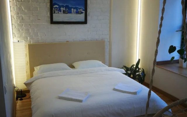 V&M Sleepbox Hostel