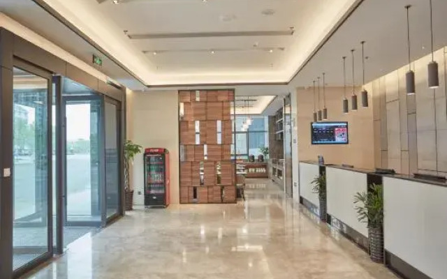 Homeinn Plus Hotel (Lujiang Neihuan North Road No.5 High School)