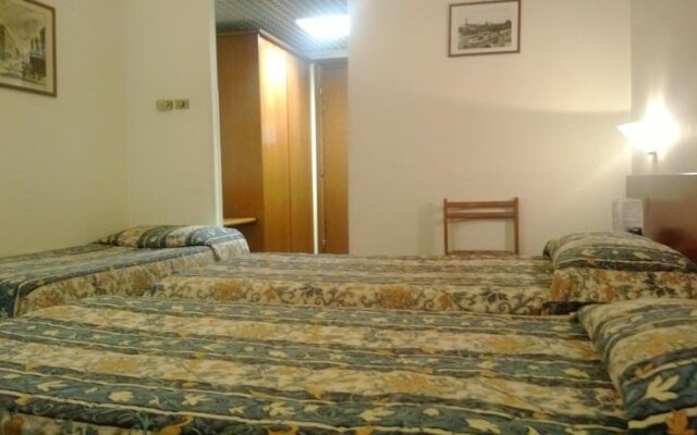 Park Hotel Galileo Реггелло комната для гостей
