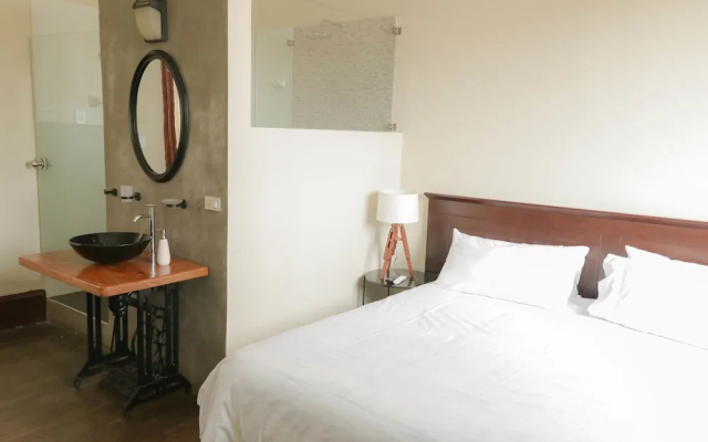 1900 Hostel