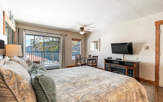 243 Bldg C 1 Bedroom Condo