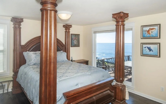 Pelican's Landing 2 Bedroom Home
