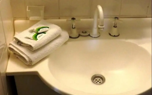 Addison Hotel