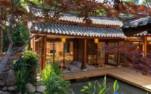 Lijiang ZenTea Garden Ancient Residence Beautiful Homestay