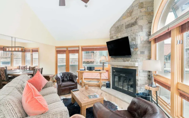 Le Chamonix D 3 Bedroom Condo