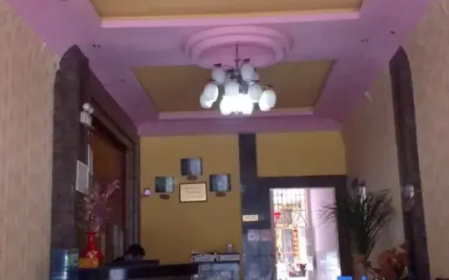 Shengying Hotel (Wenshan Everbright Plaza Branch)