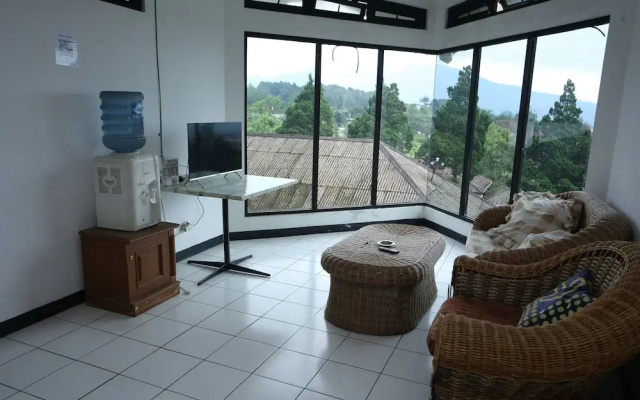 Villa Agape Near Puncak By ARBA