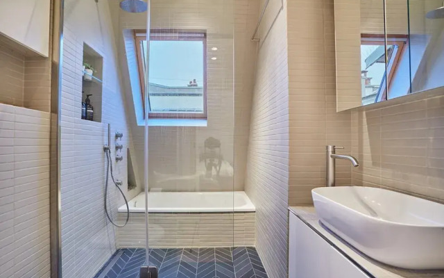 Sublime Apartment Center of Paris le Marais