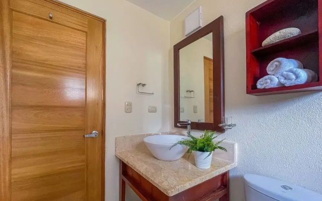 Cute Apartment Only Steps From the Beach