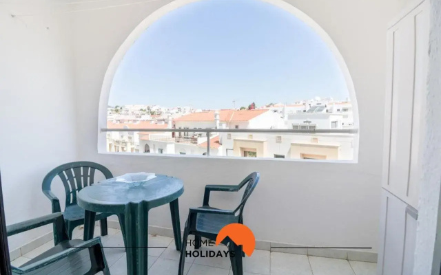 #031 Beautiful & Quiet Beach Flat Near OldTown