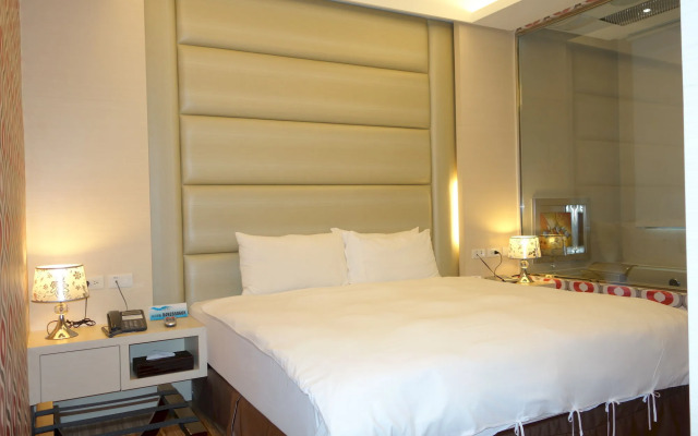 Skylight B&B