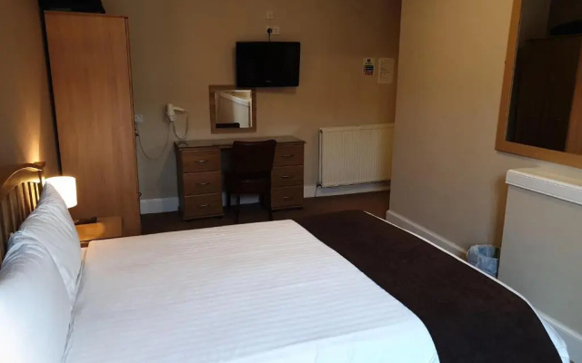 Commercial Hotel
