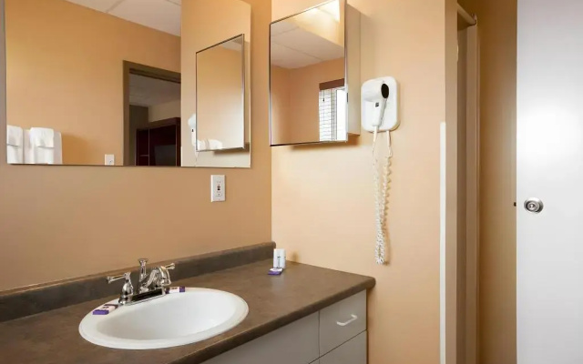 Central Suite Hotel