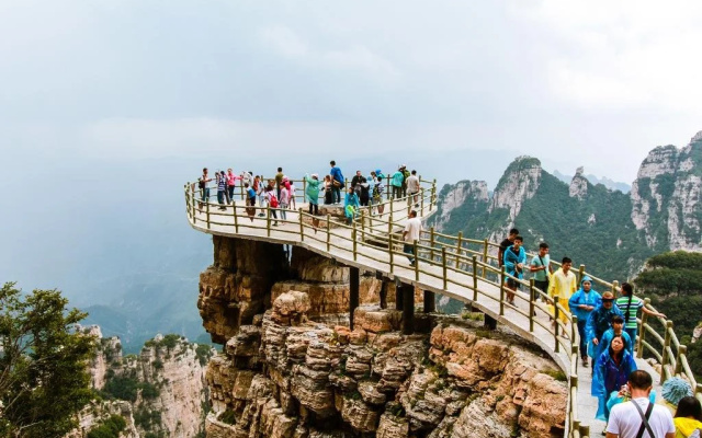 Yijie Hotel Baishi Mountain