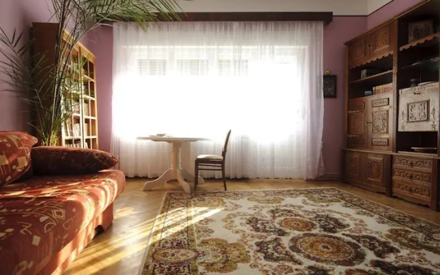 Old City Apartment