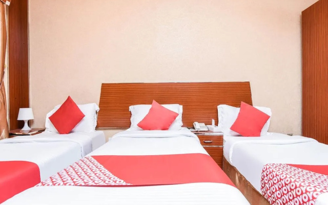 OYO 180 Evin Hotel