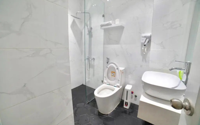 L'amie Hotel & Studio