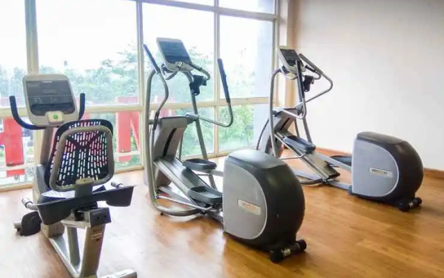 Studio Room @ Tifolia Apartment near Kelapa Gading By Travelio