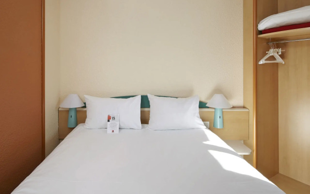 ibis Chartres Ouest Luce