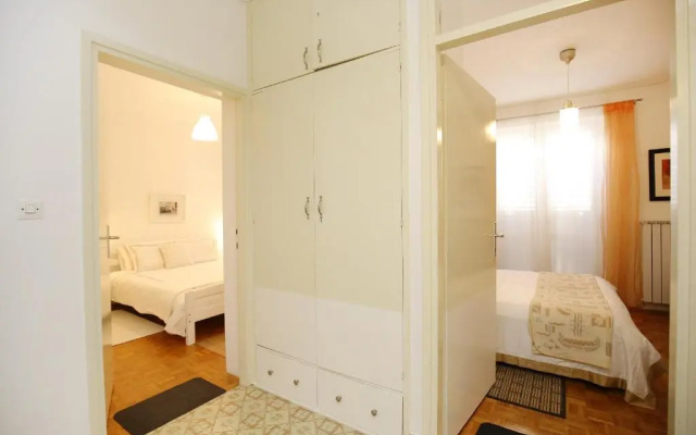 Prokonzul 2BR apartment in old town