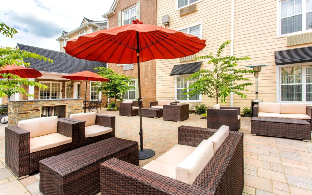 Hawthorn Suites by Wyndham Sterling Dulles