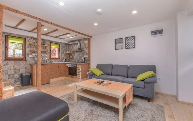 FM Deluxe 2-BDR Maisonette - Artistic Serdika