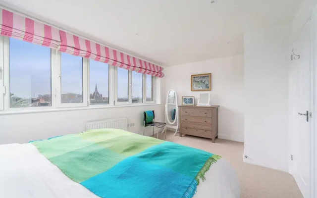 JOIVY Stylish flat between London Bridge
