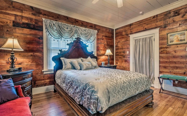 Spacious & Updated 1920's Hsnp Craftsmen Home
