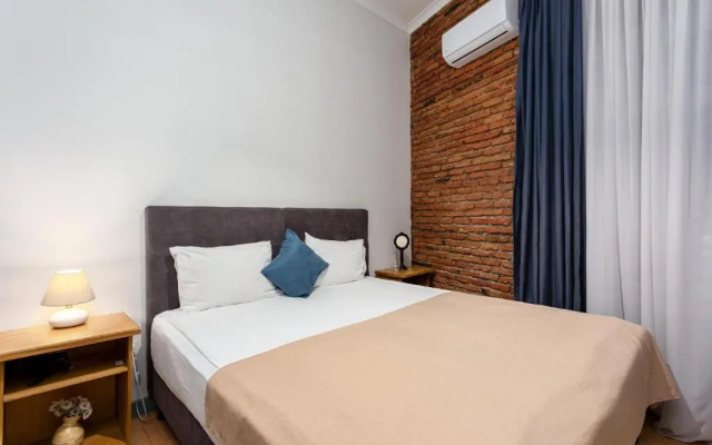 Superior Twin room (twin beds) · Hotel Ethnograph old Tbilisi — photo 3