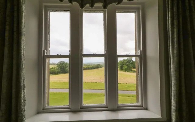 Scarvagh House