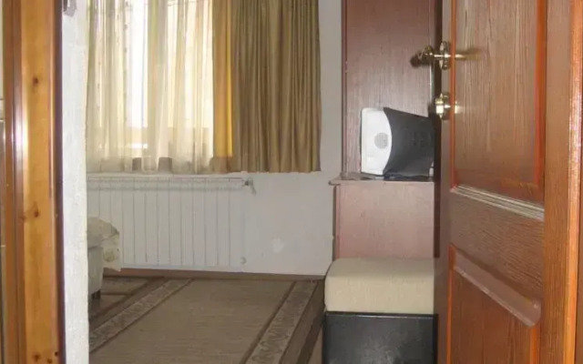 Guest Rooms Vachin