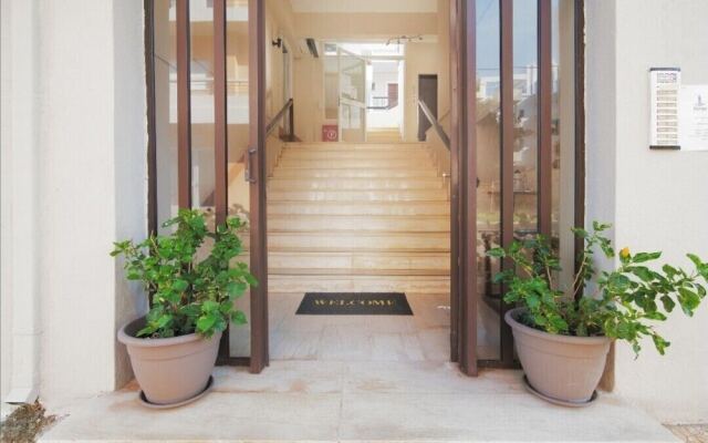 Апартаменты Faros Apartments вид на фасад