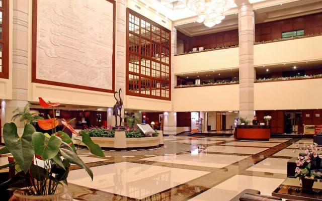 Xinhua Hotel Wuhan
