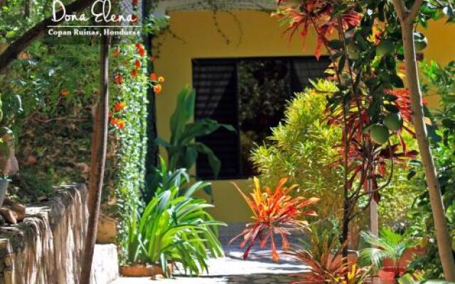 Отель Casa Doña Elena B&B Гондурас, Копан-Руинас - отзывы, цены и фото номеров - забронировать отель Casa Doña Elena B&B онлайн вид на фасад
