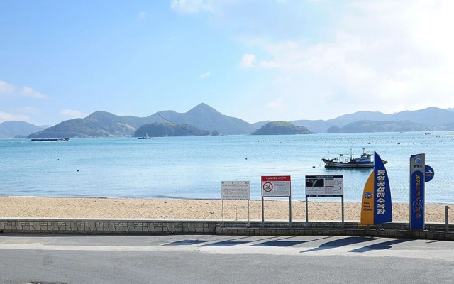 Tongyeong Paradise Pension