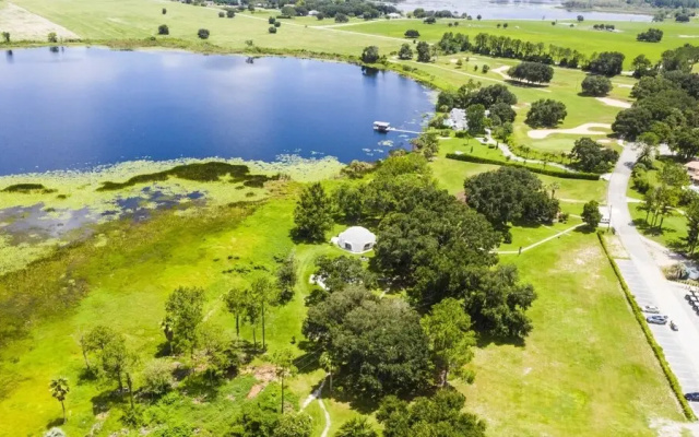 Studio 05 - Lake Sumner