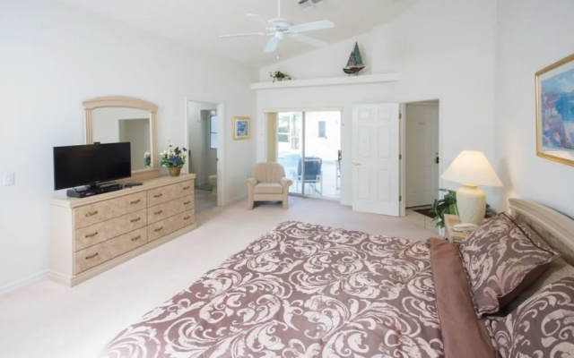 Thousand Oaks 117